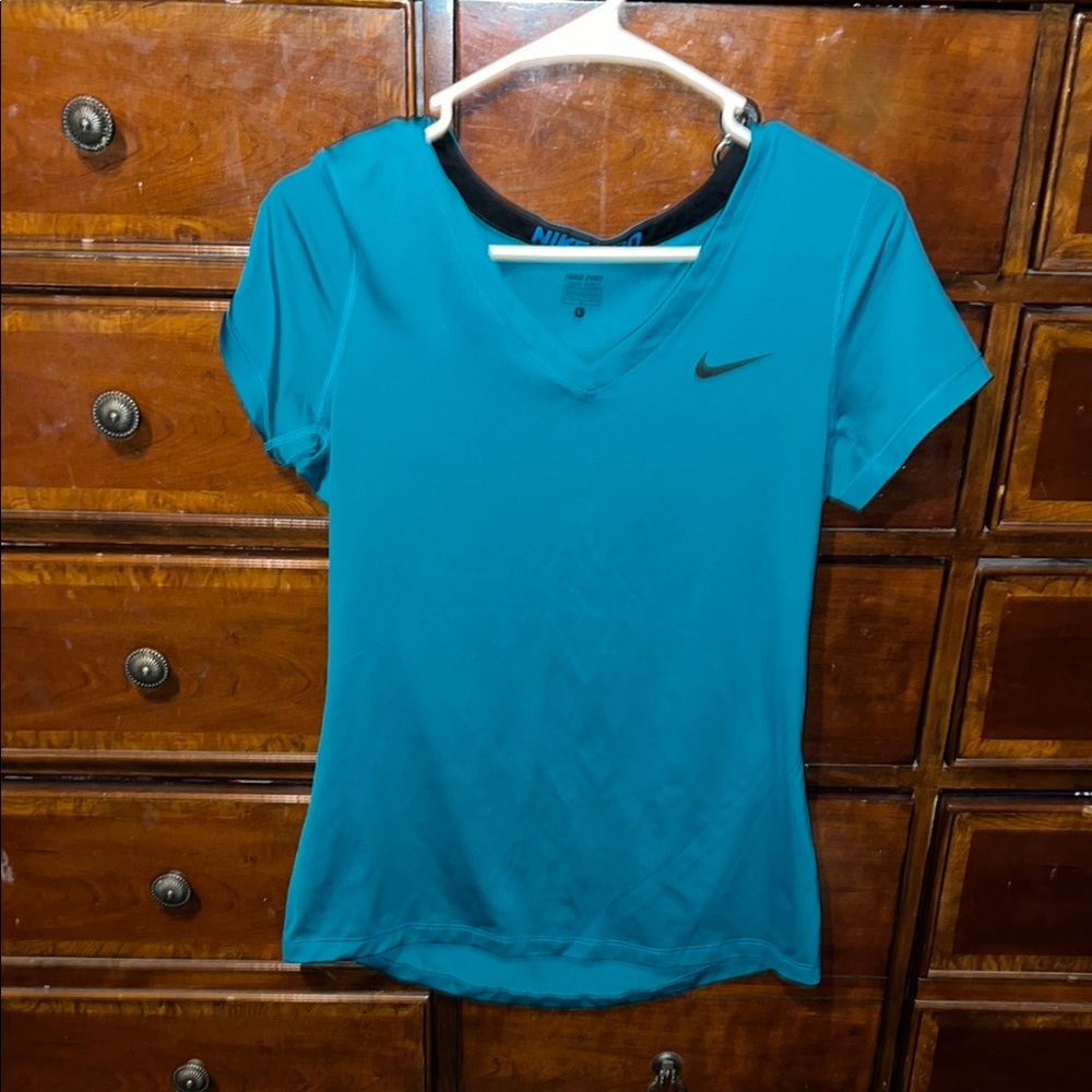 Nike Women's Teal V-Neck Top